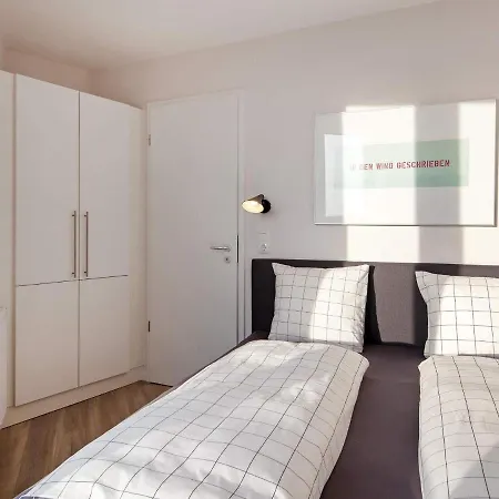 Exklusive Marina-wohnung Mit Balkon Wendtorf