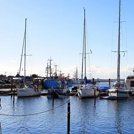 Exklusive Marina-wohnung Mit Balkon Wendtorf